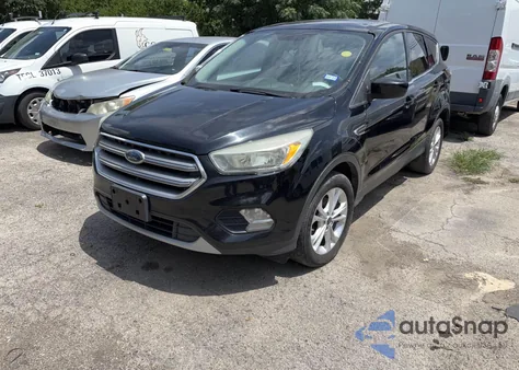 2017 Ford Escape Se z USA, uszkodzony, nr VIN 1FMCU0GD6HUB01697